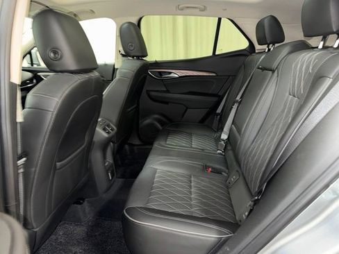 Used 2023 Buick Envision Avenir AWD/4WD image 18