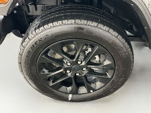 Used 2025 Jeep Wrangler Sahara w/ Safety Group image 11