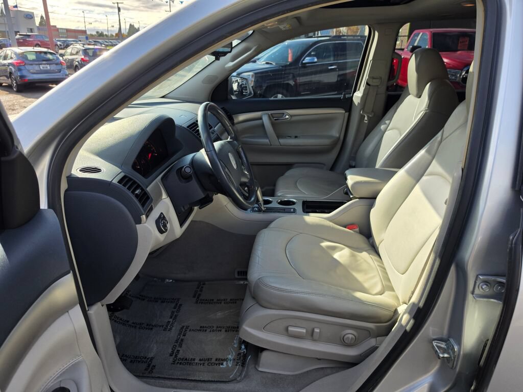 Used 2009 Saturn Outlook XE w/ Premium Trim Package AWD/4WD image 24