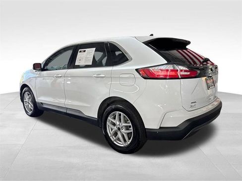 Used 2024 Ford Edge SEL AWD/4WD image 7