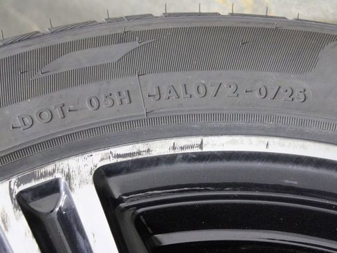 Used 2024 Ford Mustang Premium image 38