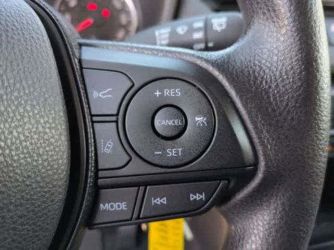 Used 2020 Toyota RAV4 LE w/ All Weather Liner Package AWD/4WD image 23