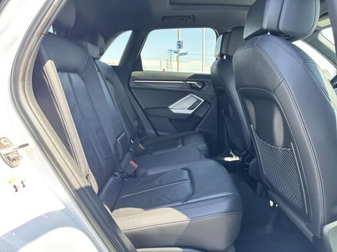 Used 2024 Audi Q3 2.0T Premium image 36