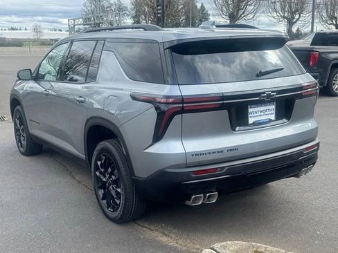 New 2026 Chevrolet Traverse LT w/ Midnight/Sport Edition image 5