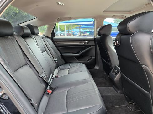 Used 2018 Honda Accord EX-L image 25