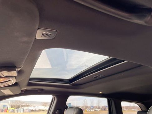 Used 2020 Jeep Grand Cherokee Limited w/ Premium Lighting Group image 8