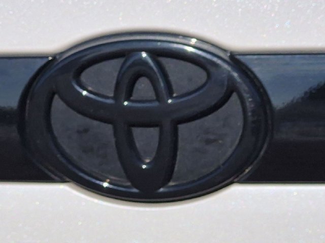 Certified 2024 Toyota Grand Highlander AWD image 32