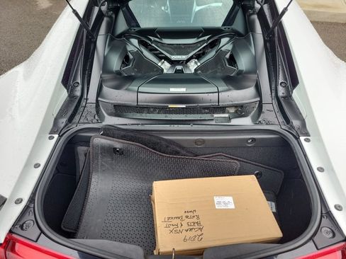 Used 2019 Acura NSX AWD/4WD image 9