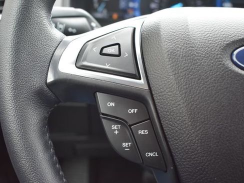 Used 2024 Ford Edge SEL w/ Convenience Package image 23