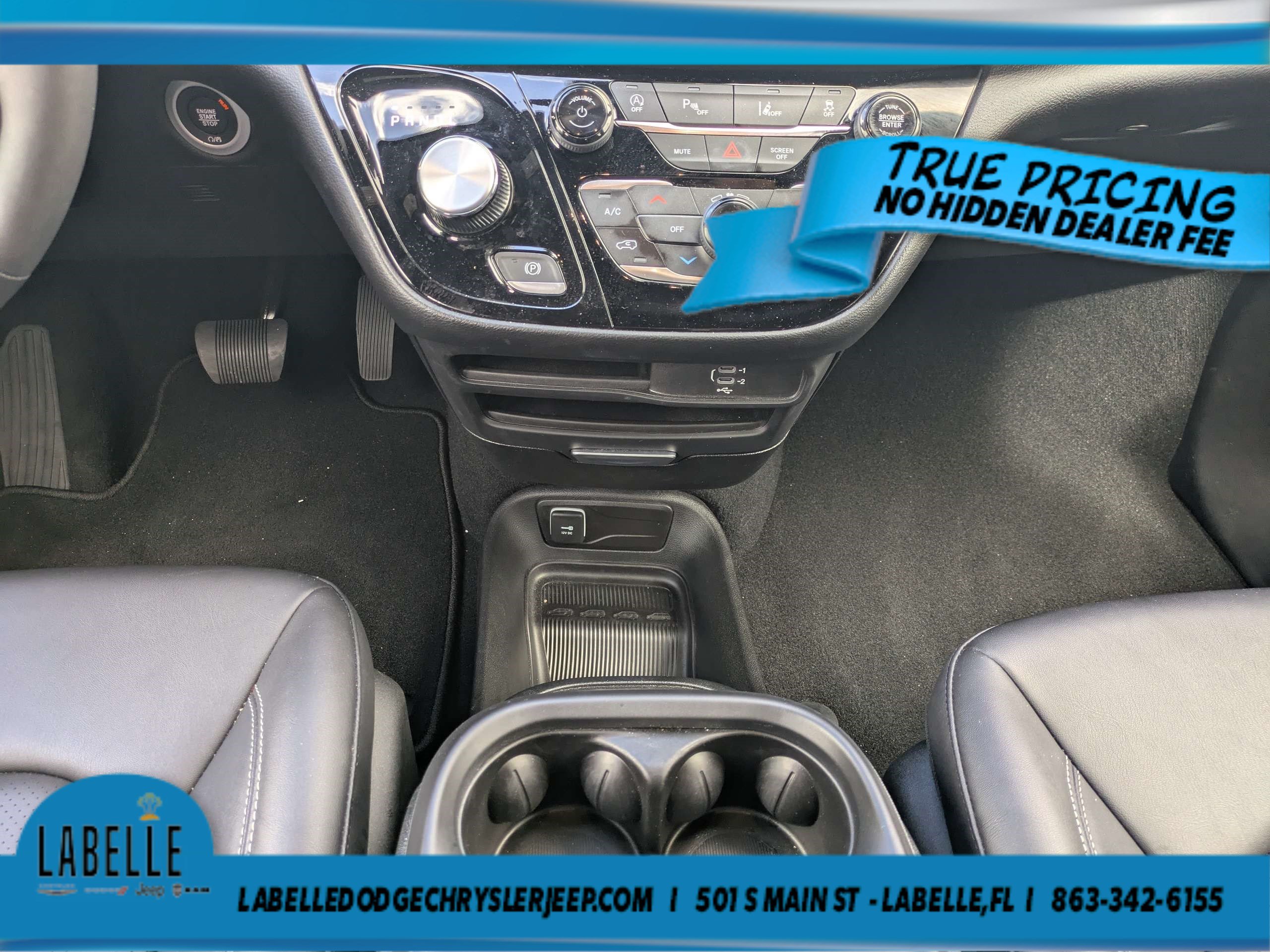Used 2026 Chrysler Pacifica Select FWD image 17
