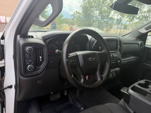 Used 2021 Chevrolet Silverado 1500 Custom Trail Boss AWD/4WD image 18