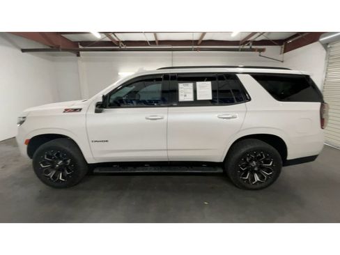 Used 2021 Chevrolet Tahoe Z71 w/ Z71 Signature Package image 5