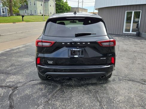Used 2024 Ford Escape ST-Line w/ Tech Pack #1 AWD/4WD image 7