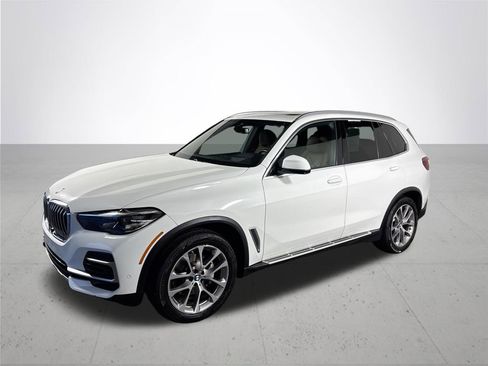 Used 2023 BMW X5 sDrive40i image 2