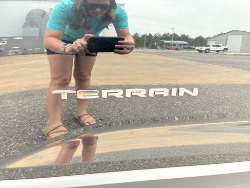 Used 2026 GMC Terrain Elevation FWD image 30