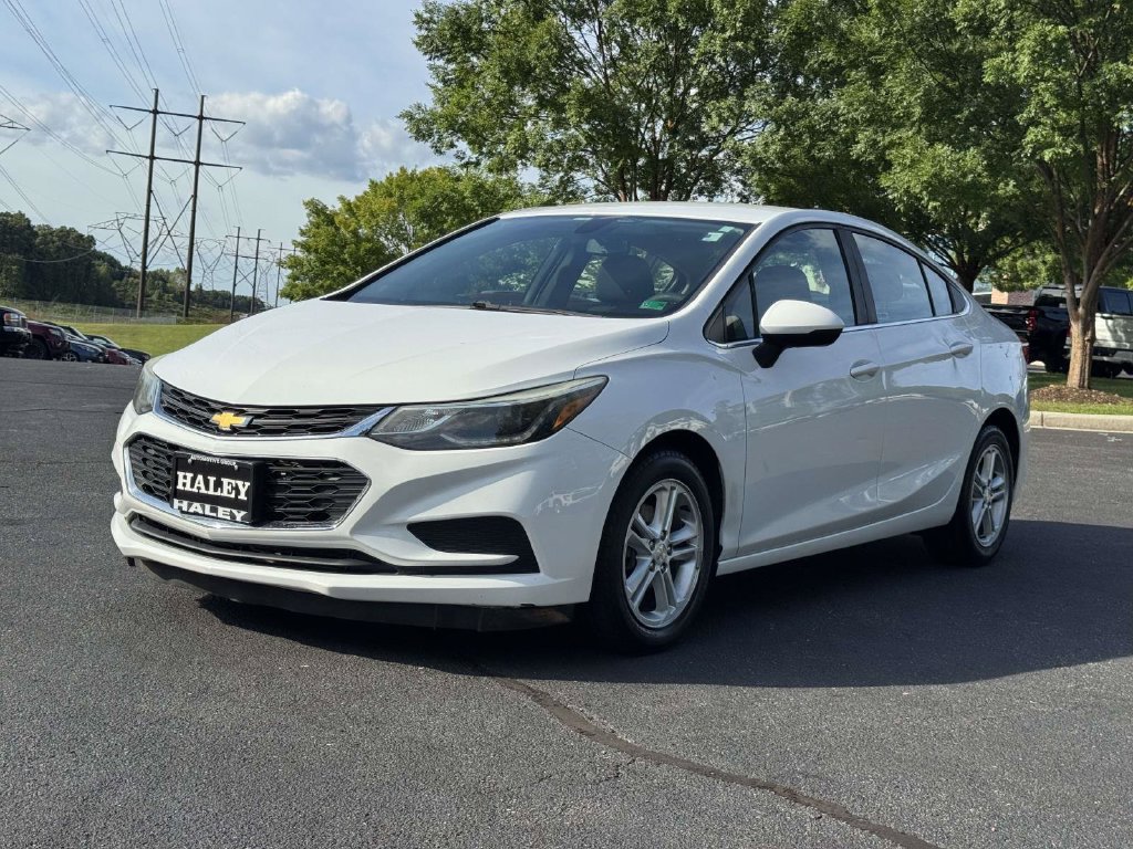 Used 2017 Chevrolet Cruze LT FWD image 24