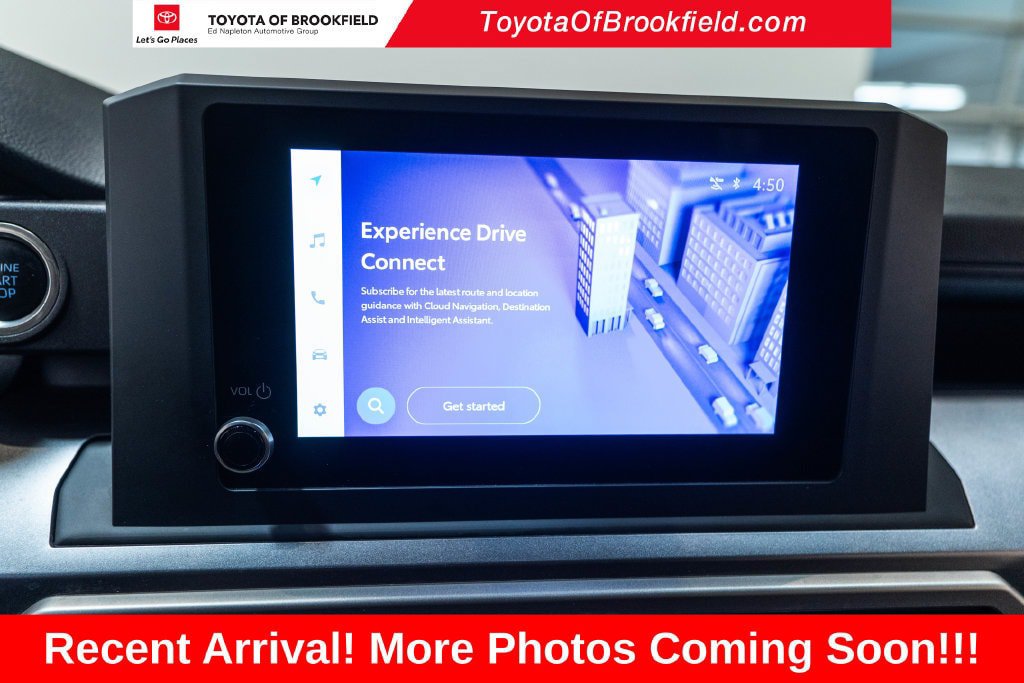 Used 2025 Toyota 4Runner SR5 AWD/4WD image 27