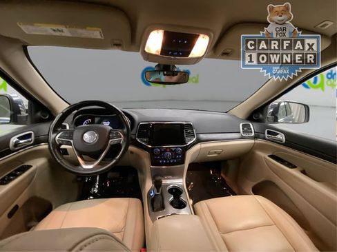 Used 2019 Jeep Grand Cherokee Limited AWD/4WD image 28