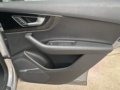 Used 2019 Audi Q7 3.0T Premium Plus w/ Premium Plus Package image 27