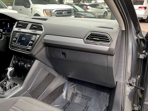 Certified 2022 Volkswagen Tiguan S image 19