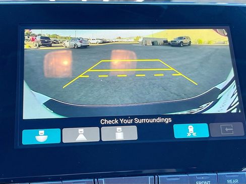 Used 2023 Honda Odyssey Touring image 14