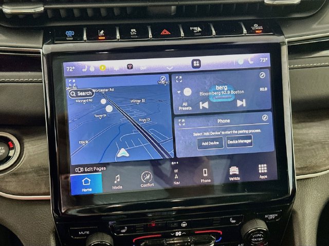 Used 2023 Jeep Grand Cherokee 4WD 4xe image 12