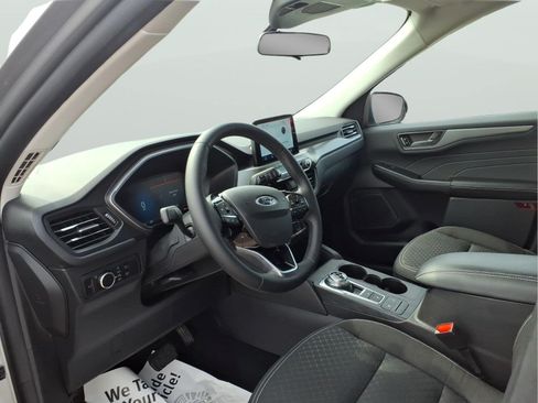 Used 2024 Ford Escape Active AWD/4WD image 11