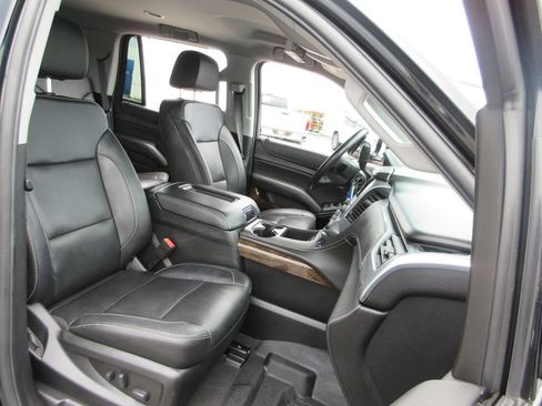 Used 2020 Chevrolet Tahoe LT AWD/4WD image 23