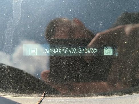 Used 2020 Chevrolet Equinox LT FWD image 36