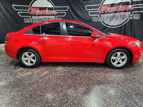 Used 2015 Chevrolet Cruze LT image 8