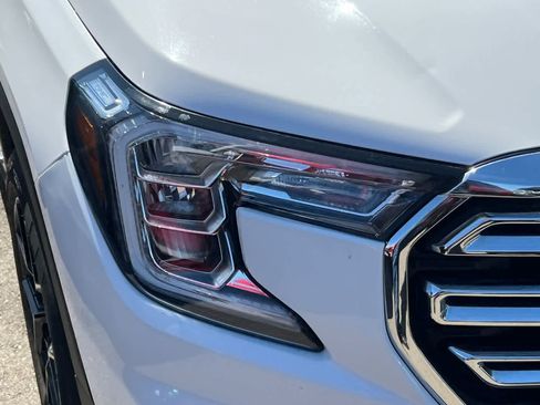 Used 2022 GMC Terrain SLT FWD image 14