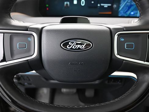 Certified 2025 Ford Expedition Tremor AWD/4WD image 24