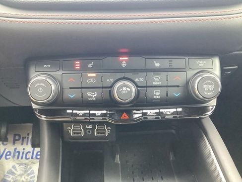 New 2026 Dodge Durango GT w/ Blacktop Package image 40