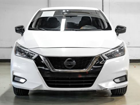 Used 2020 Nissan Versa SR w/ Convenience Package FWD image 5