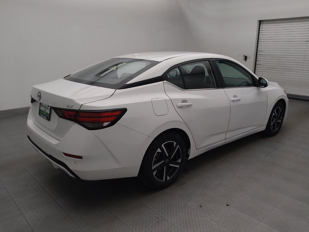 Used 2024 Nissan Sentra SV FWD image 9