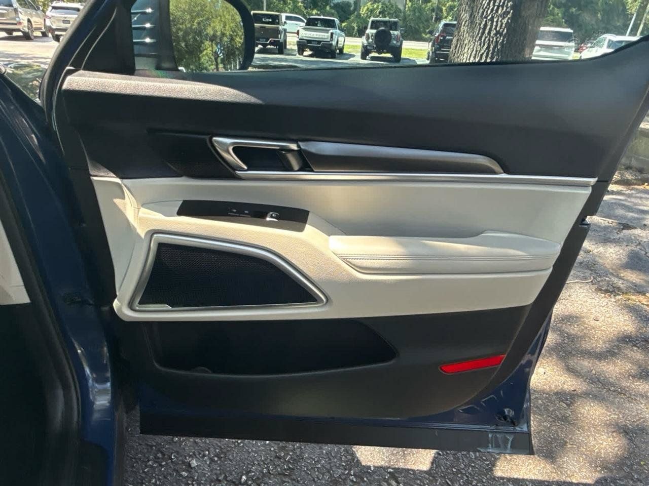 Used 2024 Kia Telluride S w/ S Sunroof Package FWD image 20