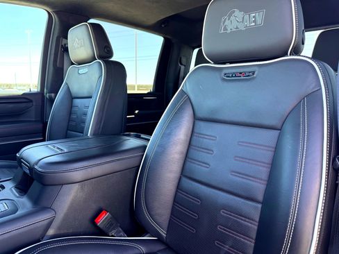 Used 2024 GMC Sierra 2500 AT4X w/ AT4X AEV Edition image 15