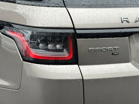 Used 2021 Land Rover Range Rover Sport HSE Silver Edition image 14