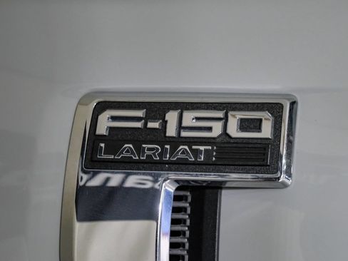 Used 2023 Ford F150 Lariat RWD image 43
