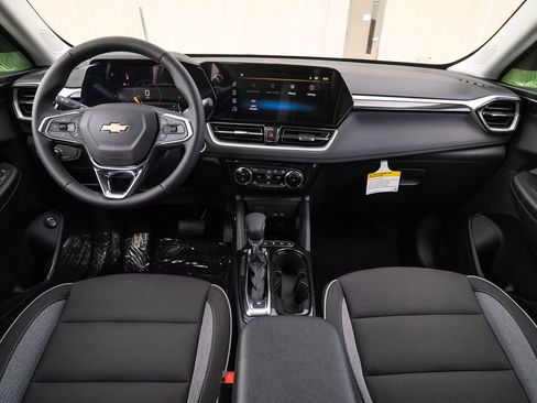 New 2026 Chevrolet TrailBlazer LT w/ Convenience Package image 12