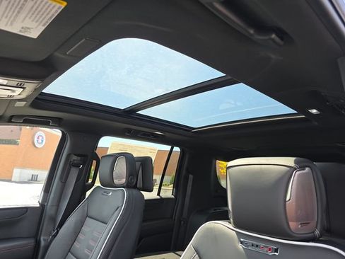 New 2026 GMC Yukon XL AT4 Ultimate w/ LPO, Floor Liner Package AWD/4WD image 4