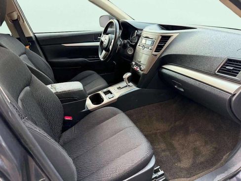 Used 2011 Subaru Outback 2.5i Premium w/ All-Weather Pkg image 13