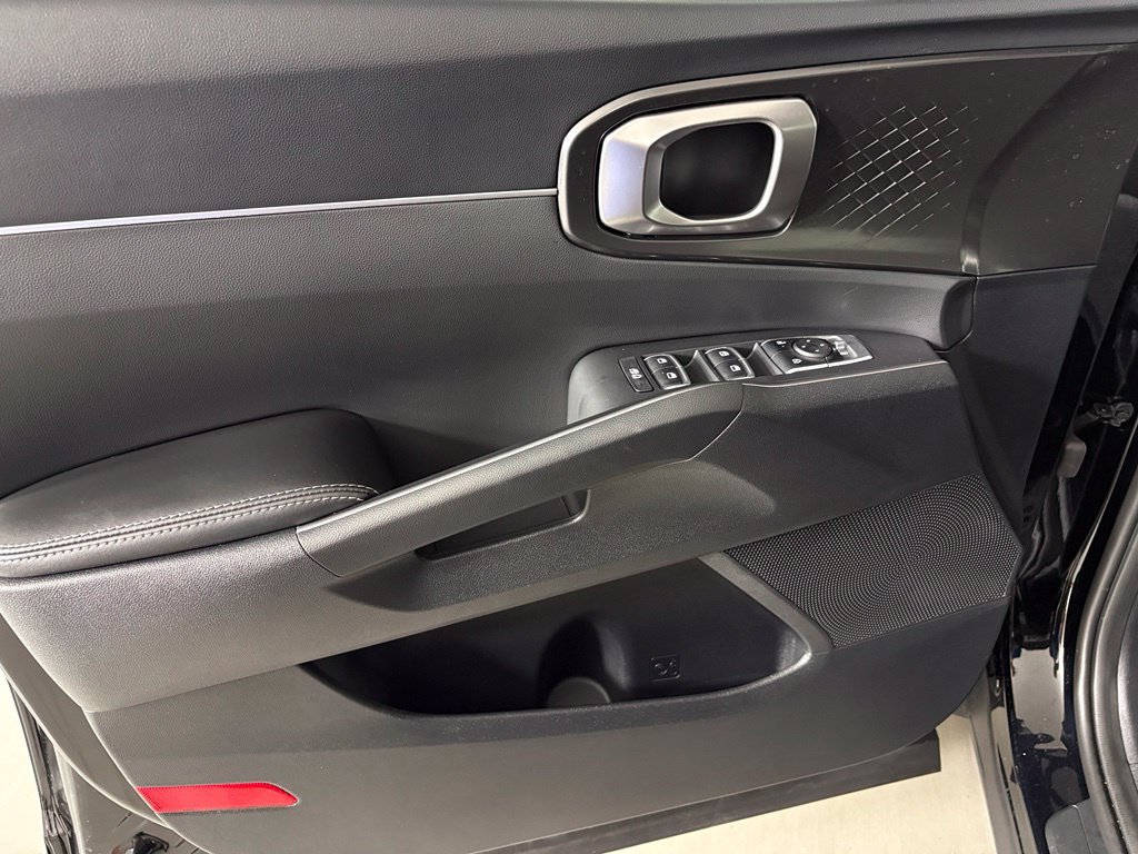 New 2026 Kia Sorento LX FWD image 14
