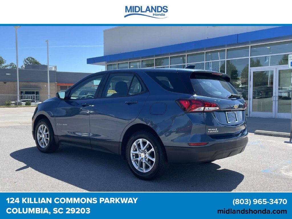 Used 2024 Chevrolet Equinox LS FWD image 4