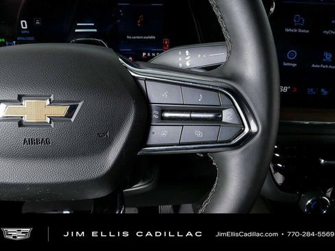 Used 2025 Chevrolet Tahoe High Country RWD image 11