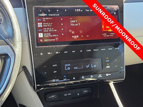 Used 2023 Hyundai Tucson Limited image 16