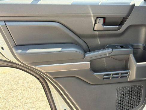 New 2026 Toyota 4Runner 4WD image 19