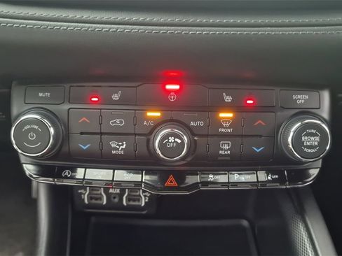 Used 2022 Dodge Durango GT image 22