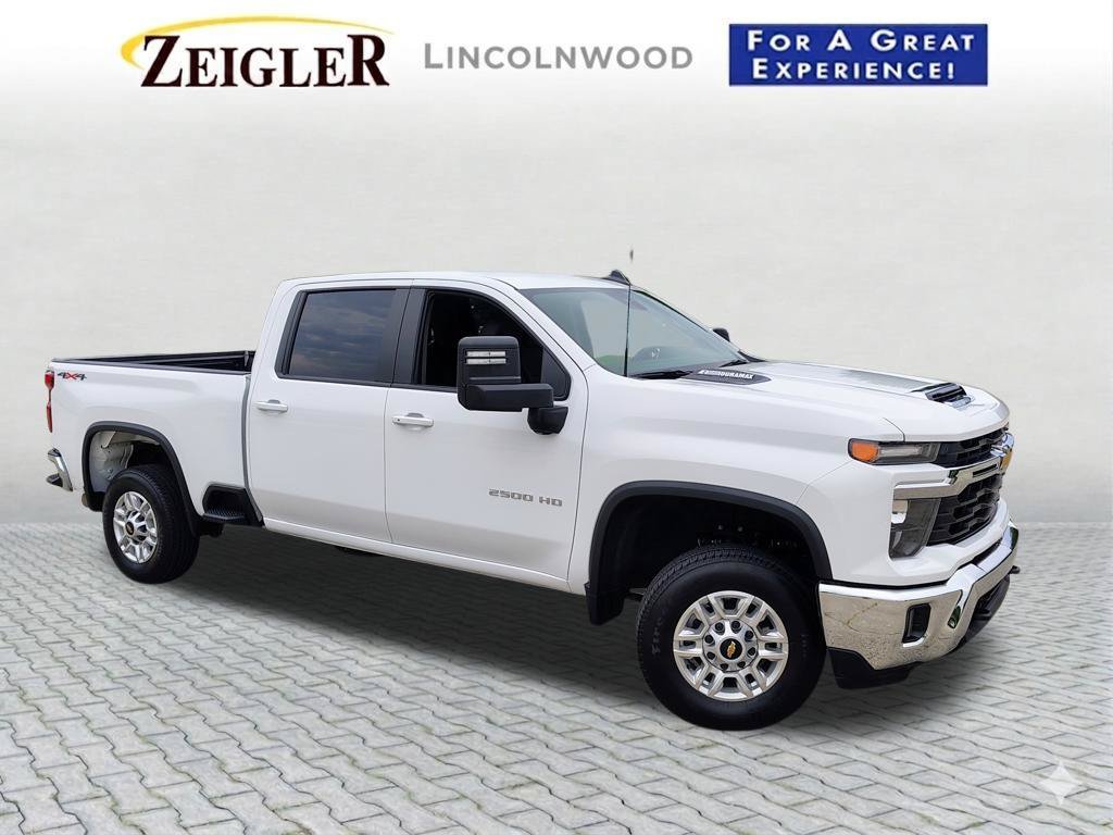 Used 2025 Chevrolet Silverado 2500 LT w/ Convenience Package AWD/4WD image 2