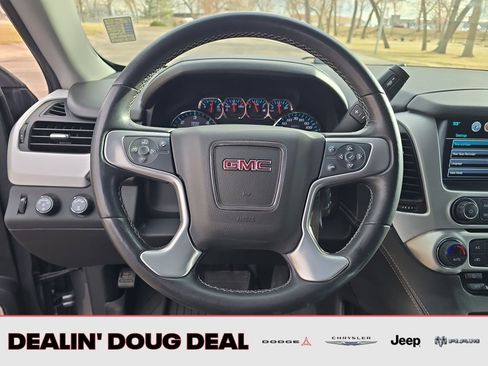 Used 2020 GMC Yukon XL SLE w/ Enhanced Driver Alert Package image 15
